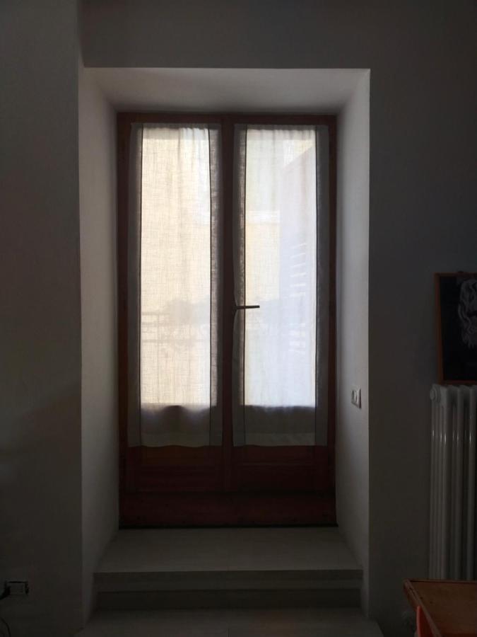 La Tana Dell'artista Arco